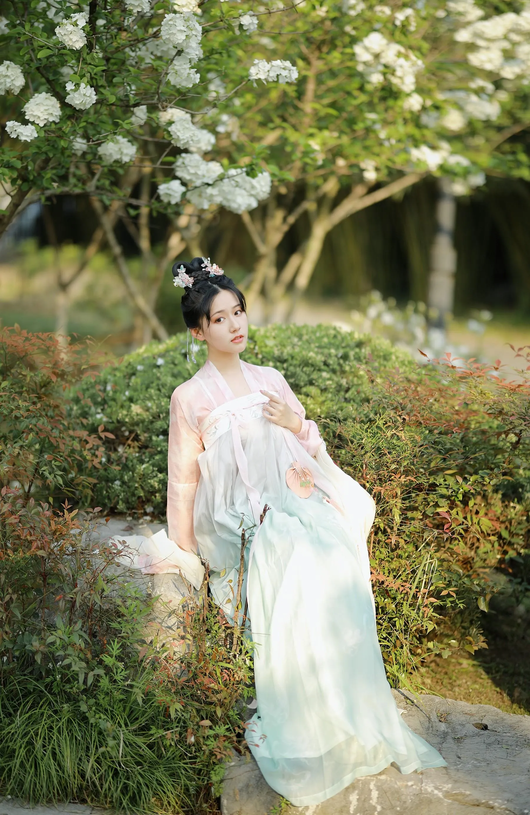 [YITUYU艺图语]2022.08.20 乐嫣_三余_ [22P]插图